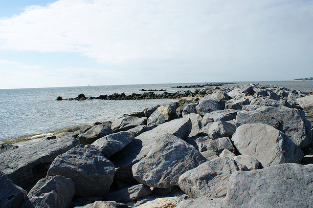 16011990958_974b3884c2_z